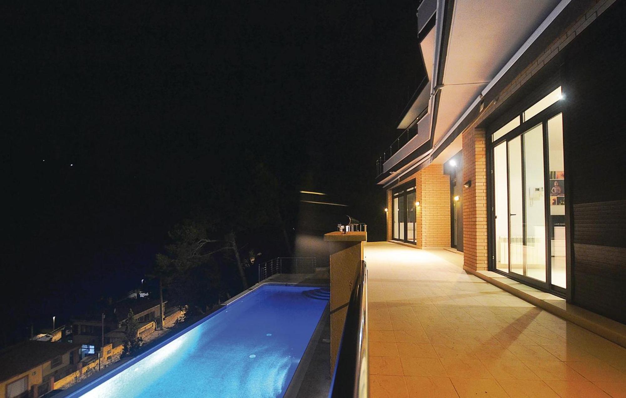 Nice Home In Santa Susanna With House Sea View 외부 사진